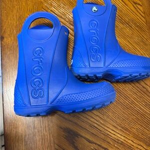 CROCS Kids Size 11 Blue Rain Boots